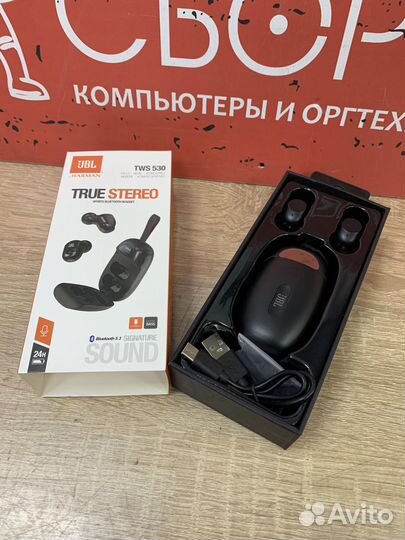 Новые наушники JBL TWS 530 с индикатором