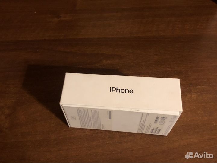 Телефон iPhone 7