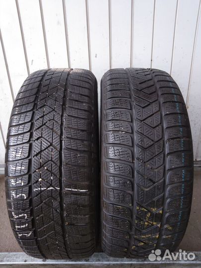 Pirelli Winter Sottozero 3 215/55 R17 98V