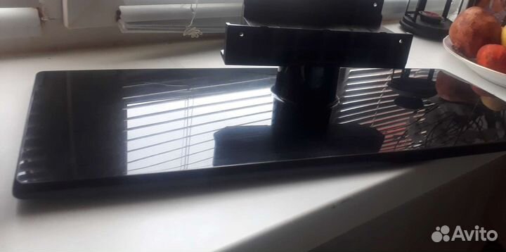 Настольная подставка под тв ЖК