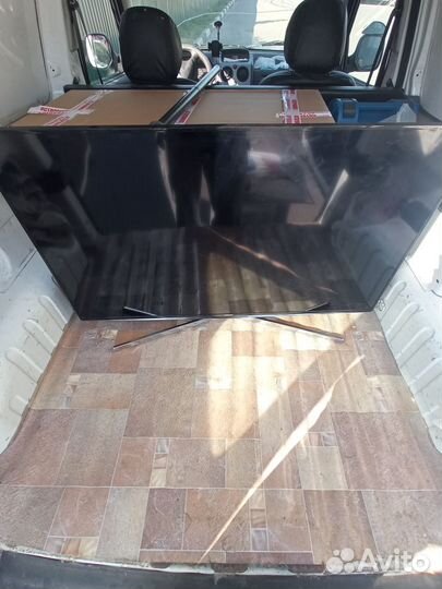 Телевизор Samsung UE48J6330AU, sony KDL-32RE403