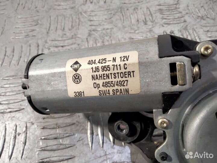 Моторчик заднего дворника Golf 4