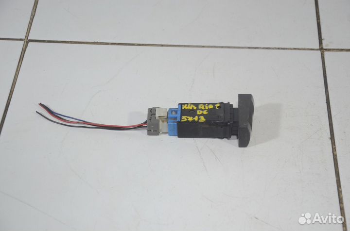 Кнопка обогрева заднего стекла Kia Rio DC 1.5 2001