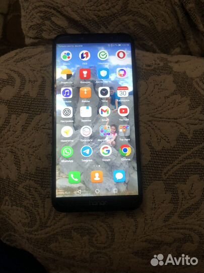 Телефон Huawei хонор 7a pro