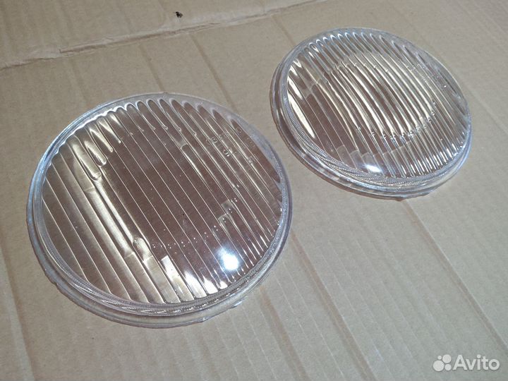 Стекла фар BMW E30, E34, E32 рифлённые