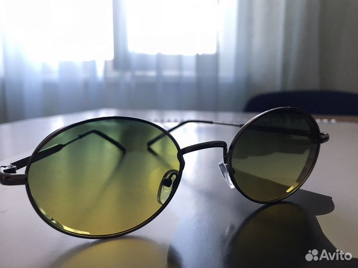 Солнцезащитные очки