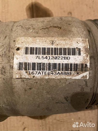 Пневмостойка передняя правая Porsche Cayenne