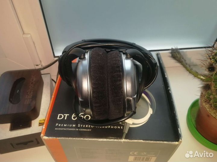 Проводные наушники