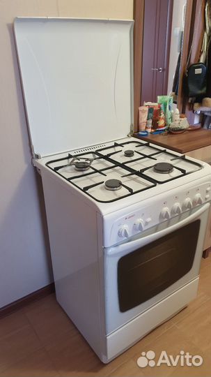 Продаю газовую плиту бу
