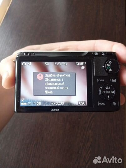 Компактный фотоаппарат Nikon 1 J1