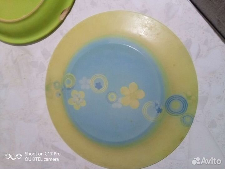 Тарелки большие плоские