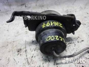 Подушка двигателя Тойота