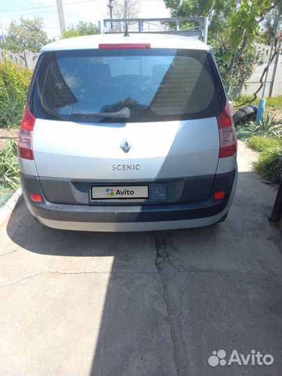 Renault Scenic 1.6 МТ, 2004, битый, 130 000 км