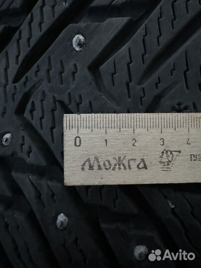 Nokian Tyres Hakkapeliitta 8 245/45 R17 99T