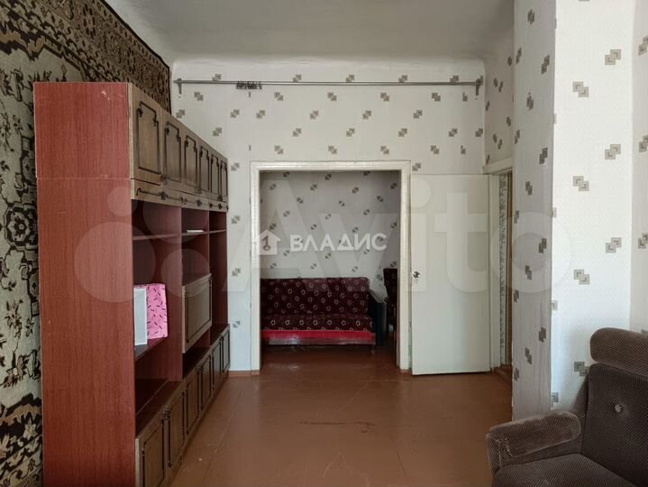 2-к. квартира, 50 м², 1/3 эт.