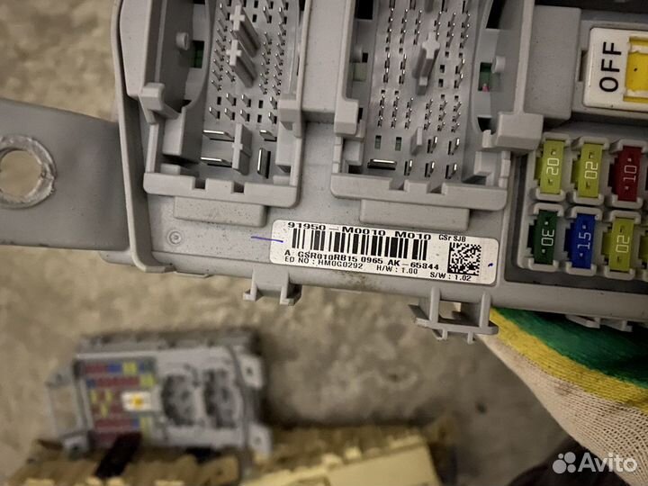 Блок предохранителей салона Hyundai Creta