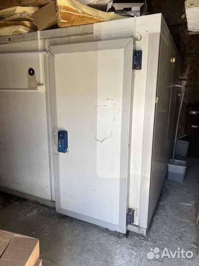 Продам морозильную камеру бу