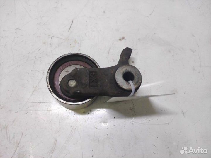 Кронштейн натяжного ролика Mitsubishi Diamante