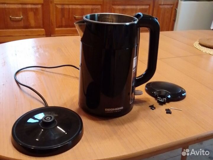 Чайник электрический redmond