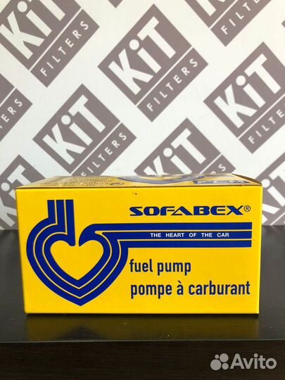 Насос DZ117586 John Deere топливоподкачивающий