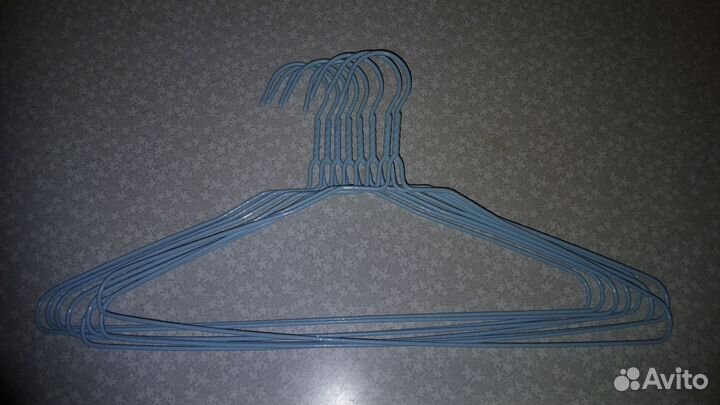 Вешалки, плечики