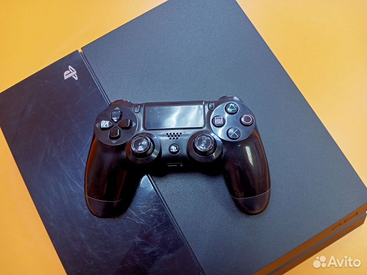 7) Sony Play Station 4(series FAT)