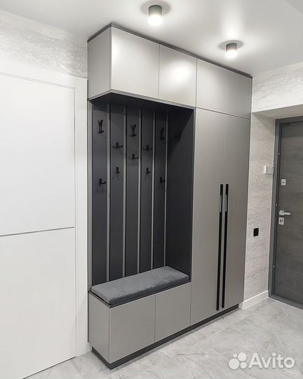 Шкаф прихожая / Прихожая