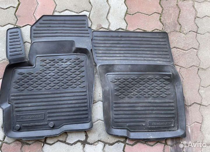 Ковры Rezkon в салон автомобиля Mitsubishi ASX