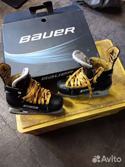 Коньки хоккейные детские