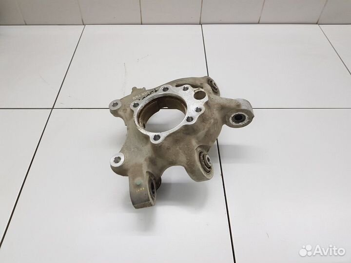 Кулак поворотный задний левый (Genesis G80 I)