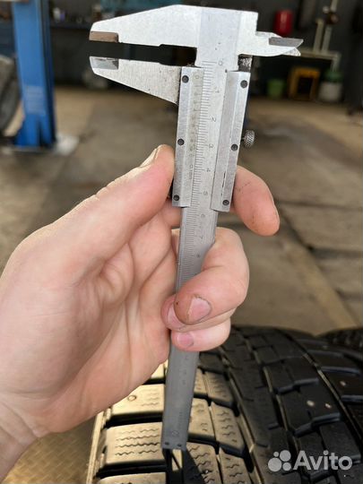 Dunlop SP Winter Ice 01 225/55 R18 98T