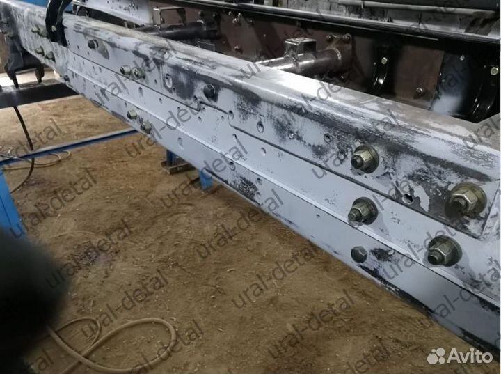 Рама Урал автокран