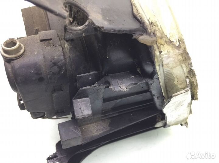 Фара Peugeot Partner (1996-2008)