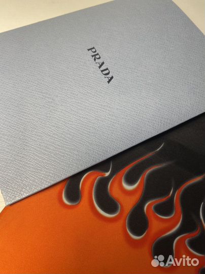Пыльник Prada оригинал новый