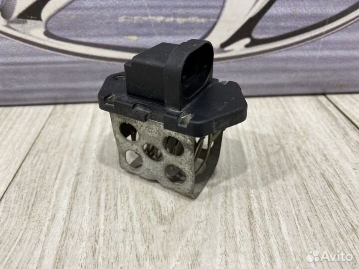 Резистор вентилятора охлаждения Реостат Renault me
