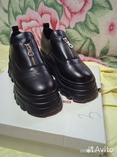Обувь женская 36 р