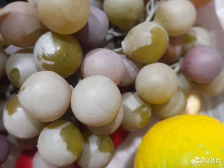 Искусственные овощи и фрукты