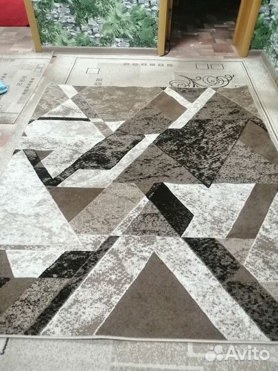 Палас новый