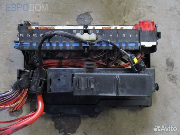Блок предохранителей BMW E46 s1042875