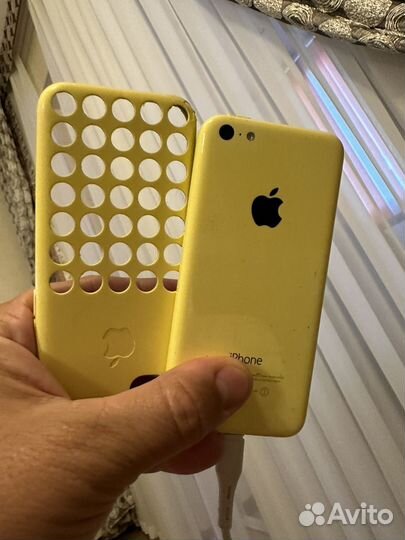 Телефон iPhone 5с