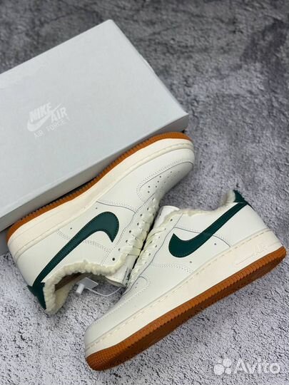 Кроссовки nike AIR force 1 с мехом