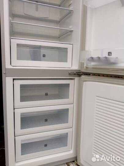 Холодильник samsung