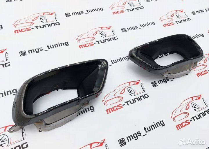 Черные насадки на выхлоп на BMW X6 G06