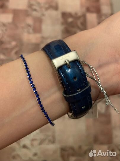 Часы наручные женские