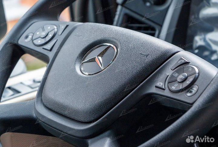 Mercedes-Benz Actros, 2023