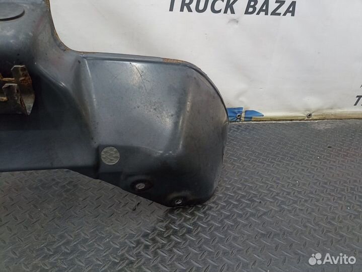 Подкрылок передний левый