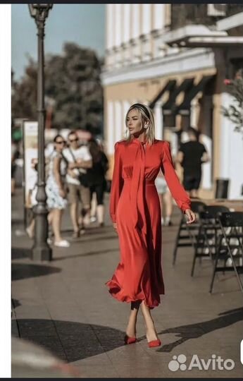 Платье шелк
