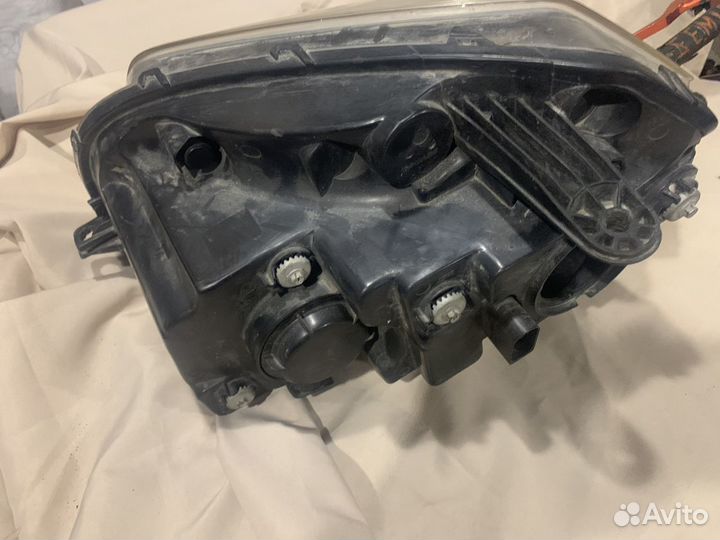 Фара Правая GLK X204 2008-12