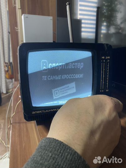 Продается телевизор электроника 409д