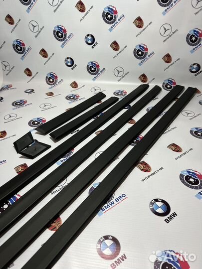Молдинги BMW E34 средние
